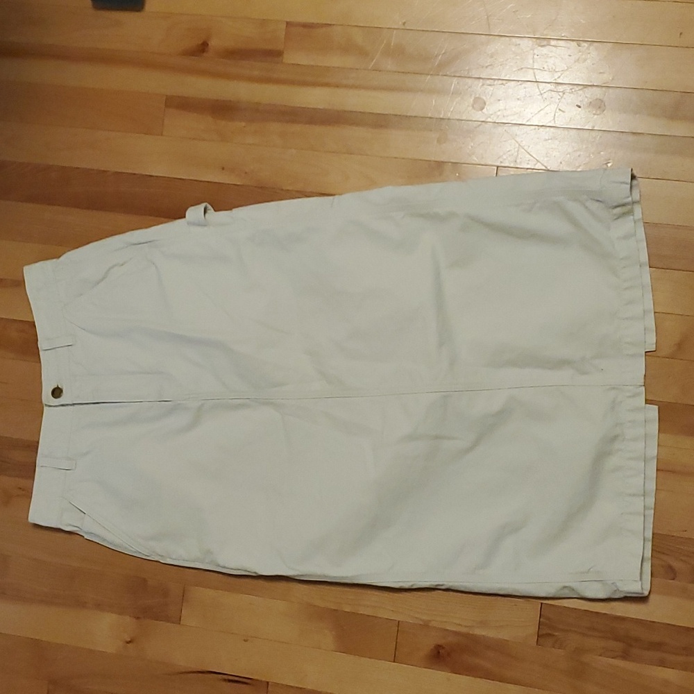 Women's Cream Midi Skirt with Practical Pockets